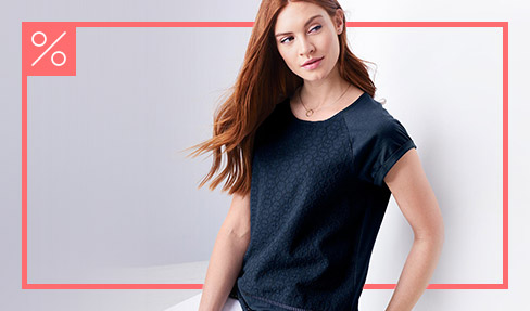 Reduzierte Shirts & Tops für Damen im SALE kaufen | TCHIBO