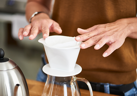Anleitung Handfilter - Kaffee von Hand aufbrühen | Tchibo